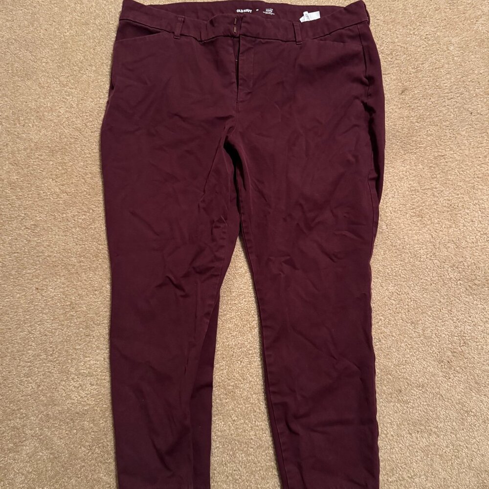 Old Navy Women's Skinny Pants - Burgundy